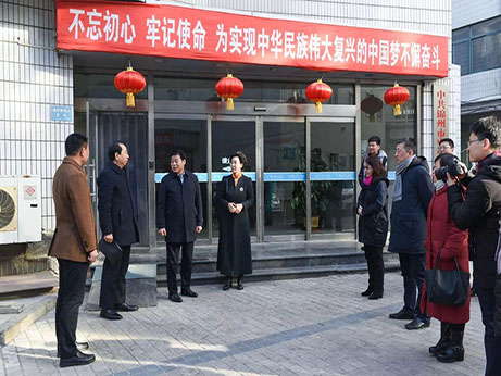 【今日頭條】市衛(wèi)計委汪孝男主任、韓恩元書記帶隊慰問我院一線醫(yī)護人員，并實地檢查安全生產(chǎn)